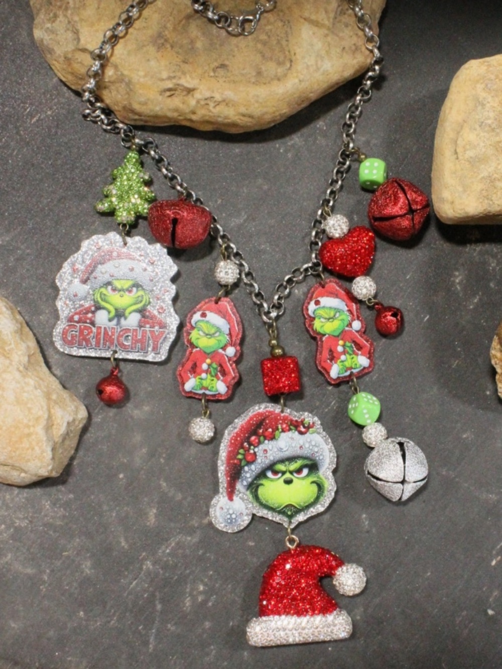 🎉 BOHO Just Grinchy Charm'd Necklace - Picture 2 of 6